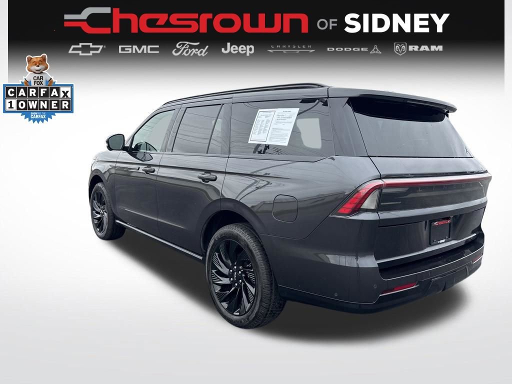 Used 2025 Lincoln Navigator Reserve w/ Jet Appearance Package image 3
