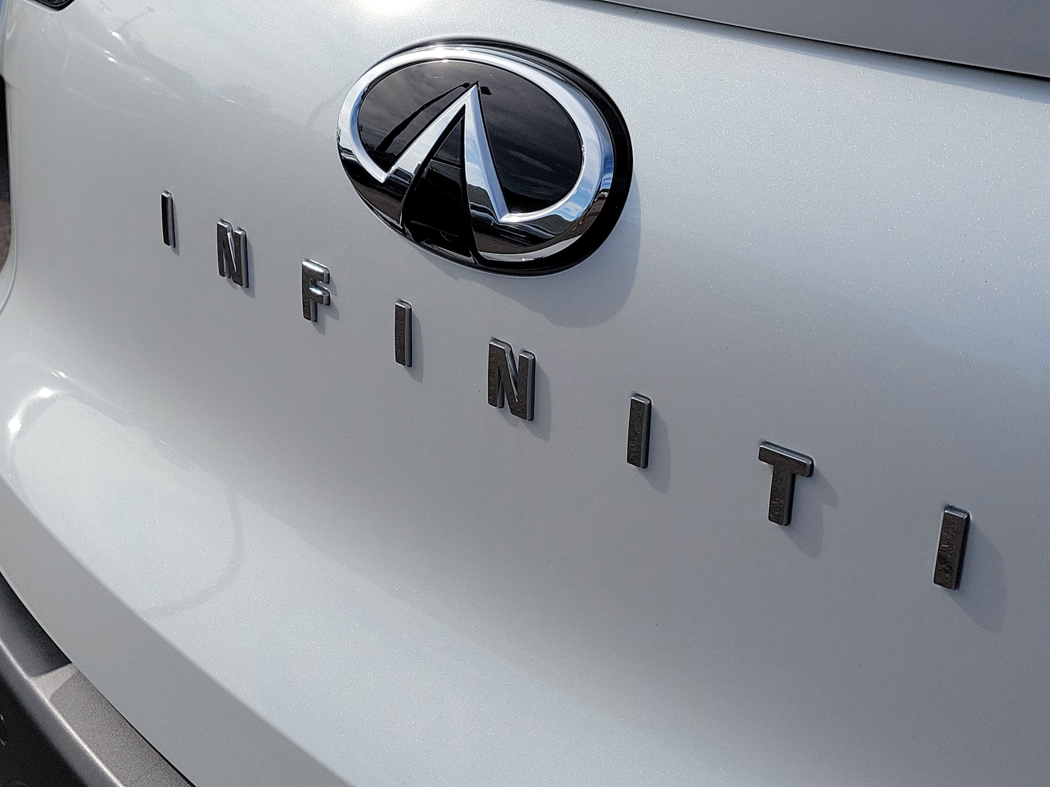 Certified 2025 INFINITI QX55 Luxe w/ Cargo Package image 29