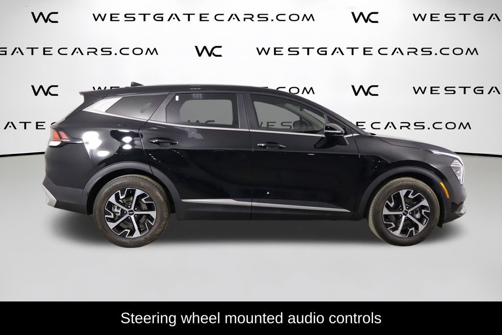 Used 2025 Kia Sportage EX image 5