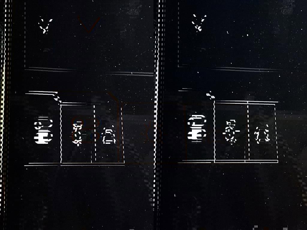 New 2026 GMC Acadia Denali w/ Super Cruise Package image 47