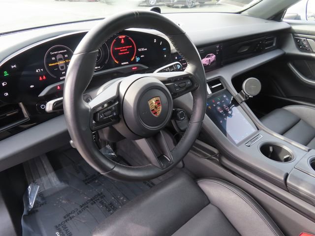 Used 2020 Porsche Taycan 4S image 16