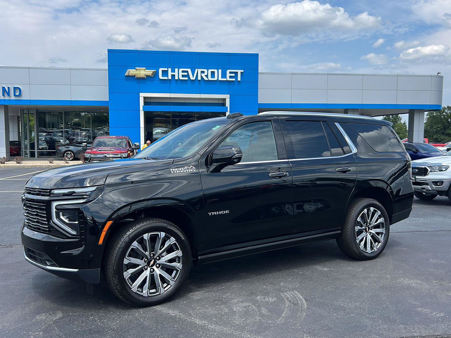 New 2026 Chevrolet Tahoe High Country AWD/4WD image 3