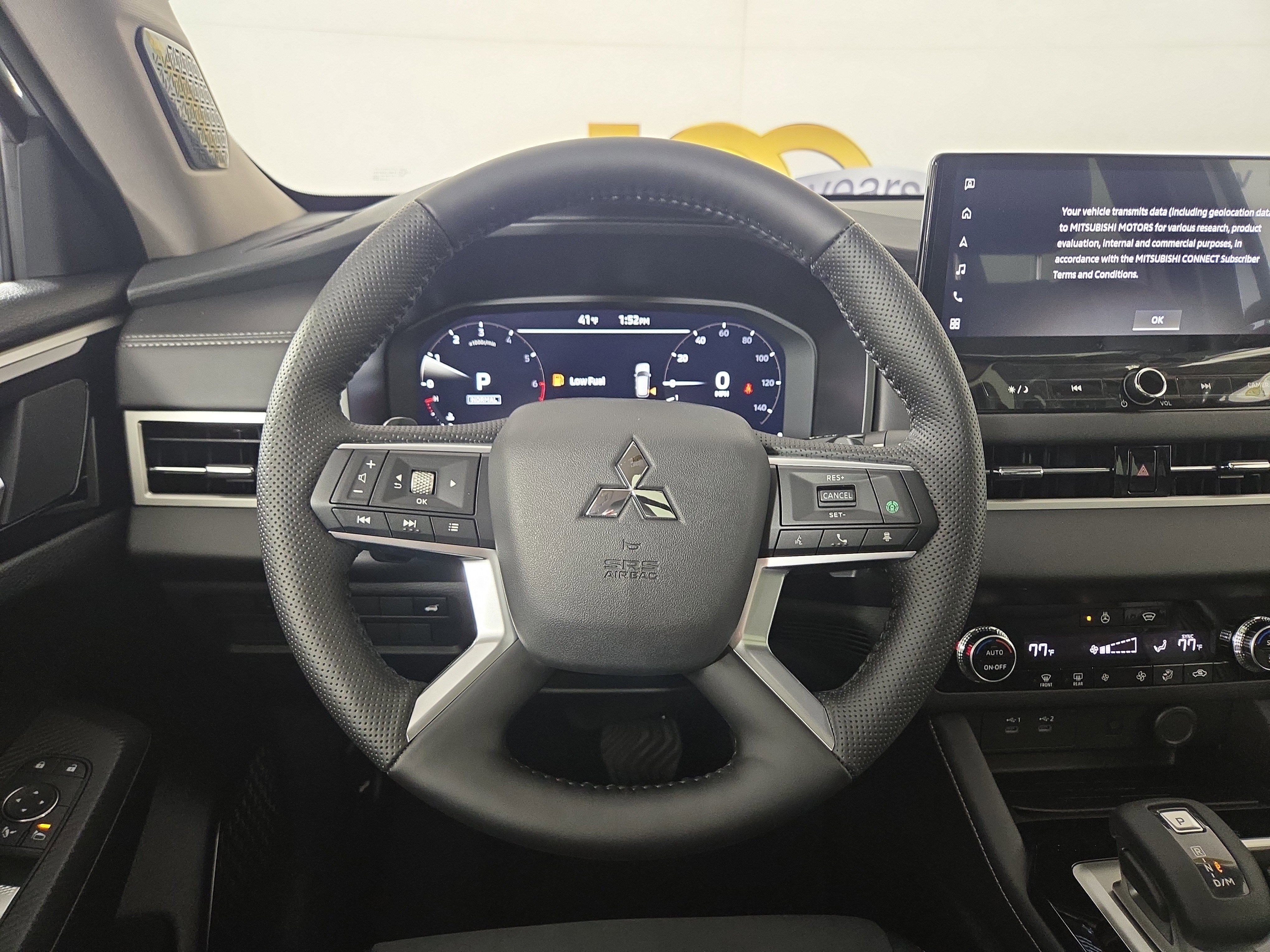 New 2026 Mitsubishi Outlander SE image 14