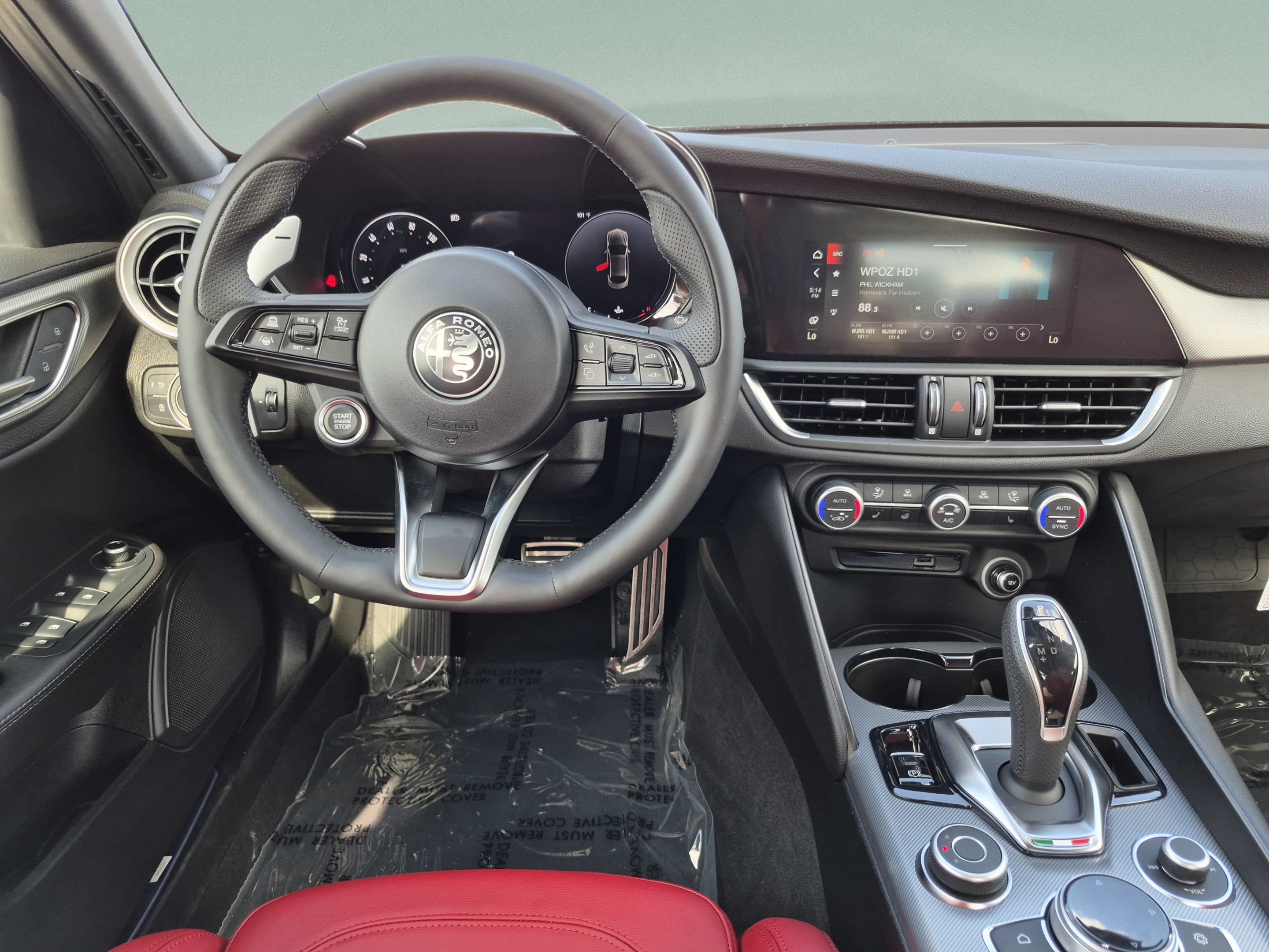 New 2026 Alfa Romeo Giulia w/ Driving Assist Package RWD image 24