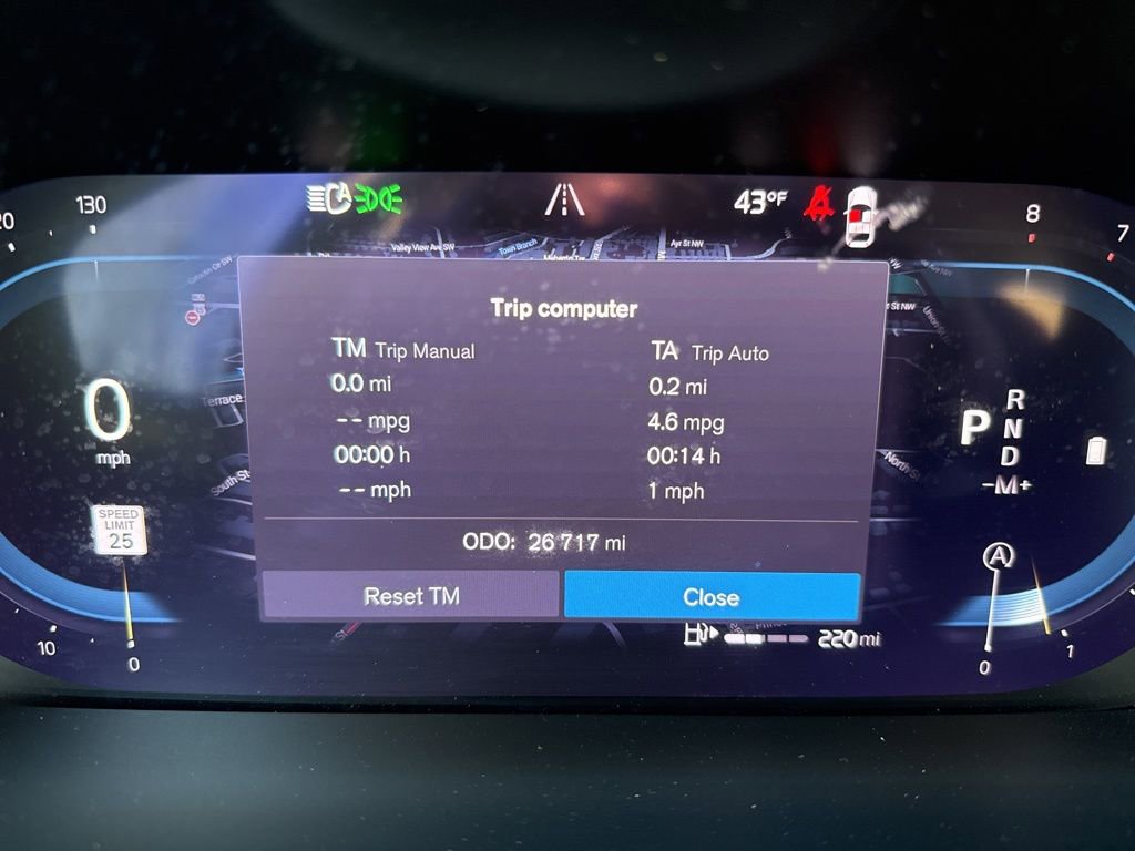 Used 2024 Volvo S60 B5 Plus w/ Climate Package image 20