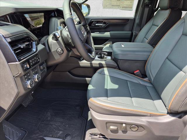 New 2026 GMC Yukon XL AT4 w/ AT4 Premium Plus Package AWD/4WD image 3