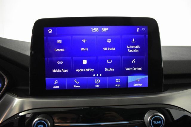 Used 2022 Ford Escape Titanium w/ Class II Trailer Tow Package image 23