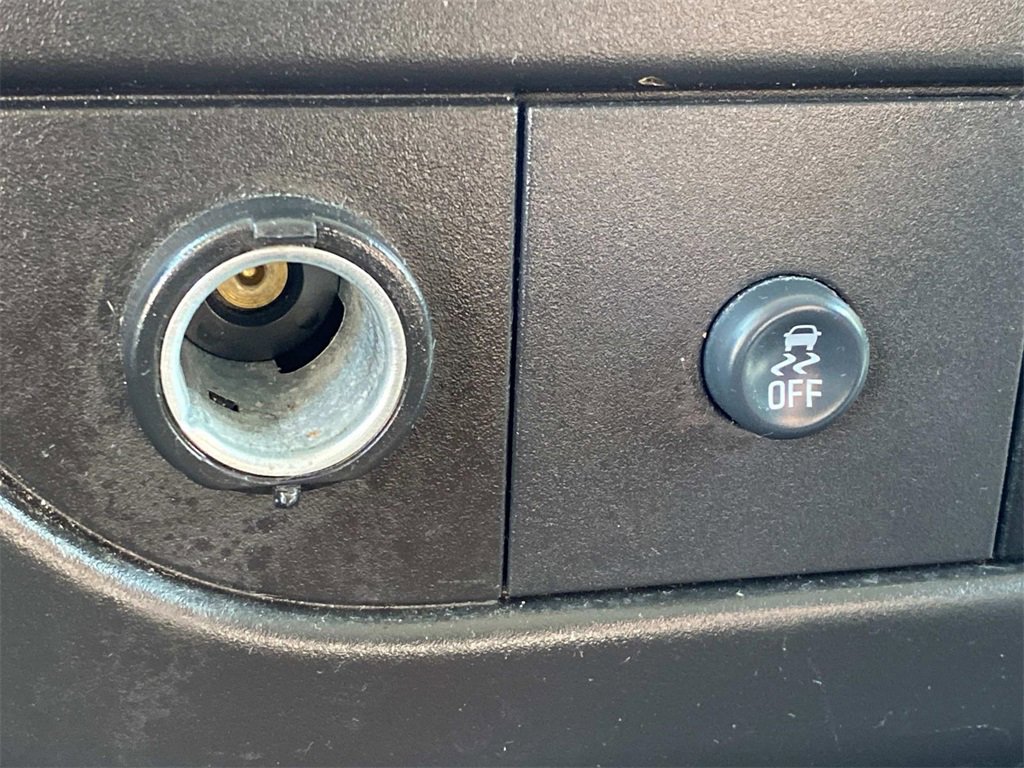 Used 2023 GMC Savana 2500 w/ Driver Convenience Package image 27