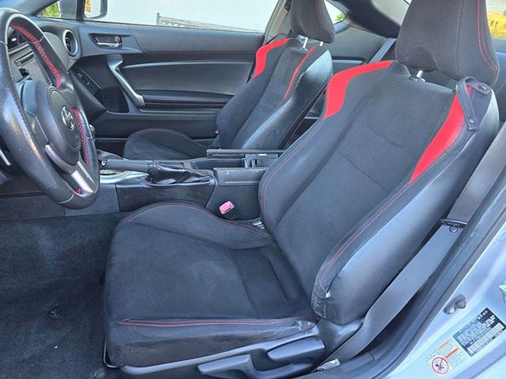 Used 2015 Scion FR-S image 16