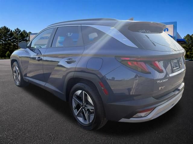 Used 2025 Hyundai Tucson SEL FWD image 4