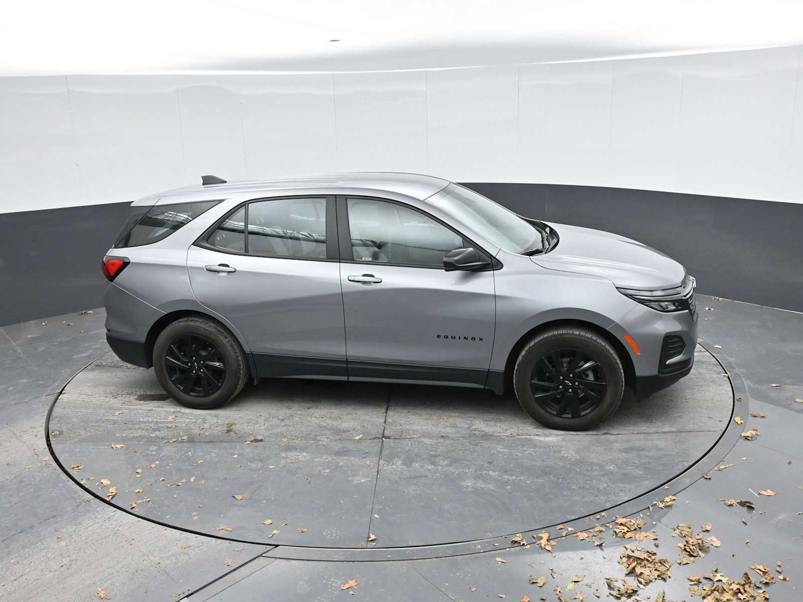 Used 2024 Chevrolet Equinox LS w/ Sport Edition image 30