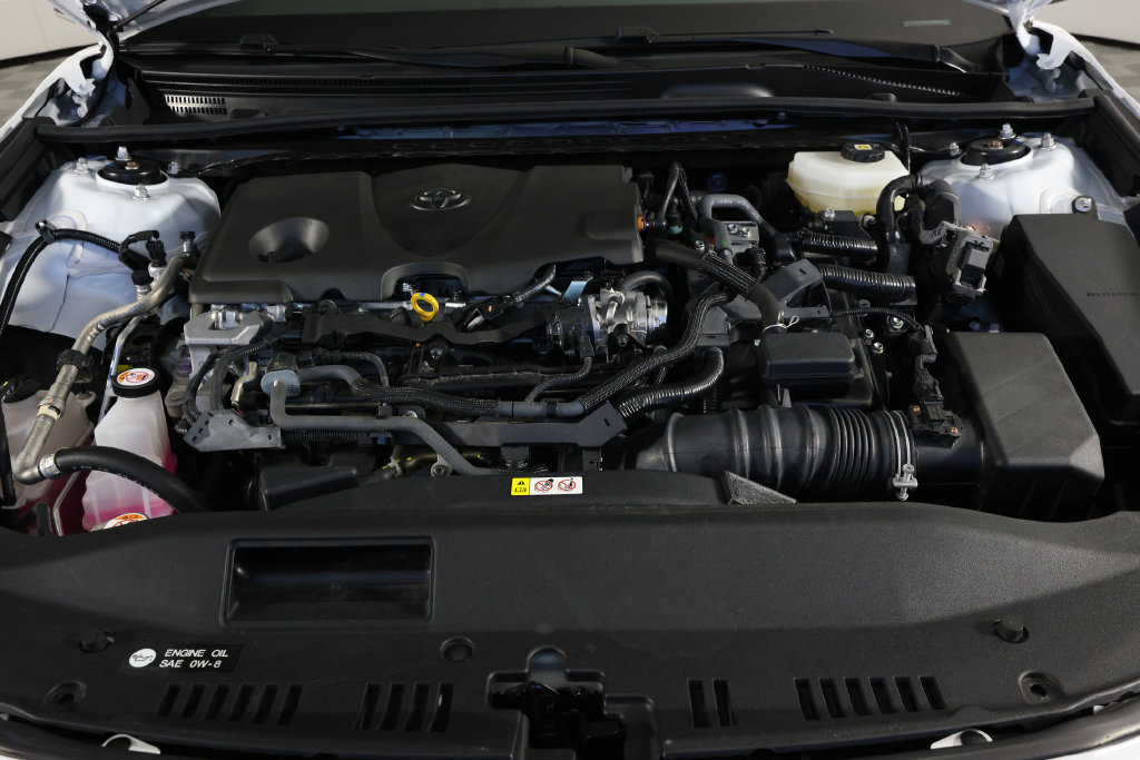 Used 2025 Toyota Camry SE w/ Convenience Package FWD image 34