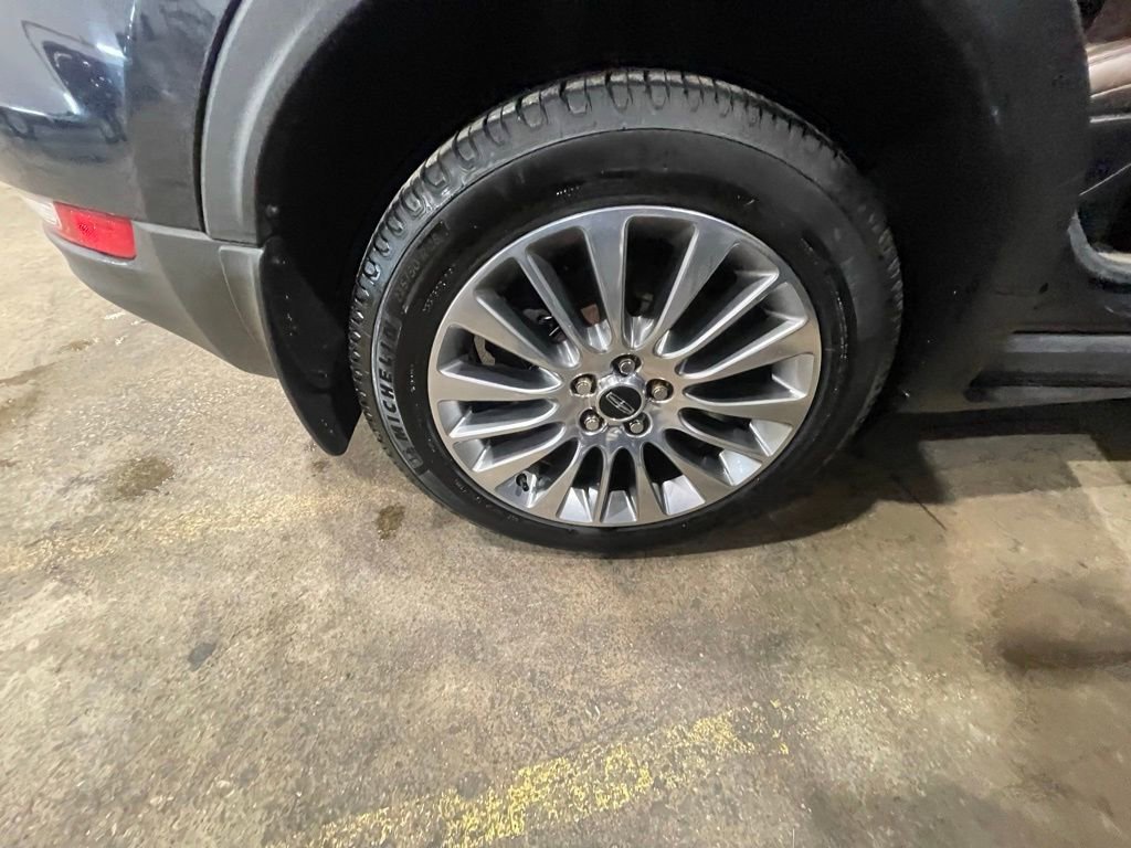 Used 2015 Lincoln MKC AWD w/ Equipment Group 102A Reserve image 18