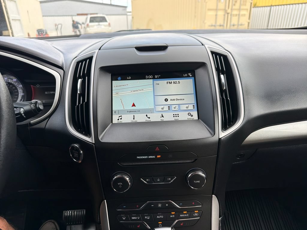 Used 2018 Ford Edge SEL w/ Equipment Group 201A AWD/4WD image 17
