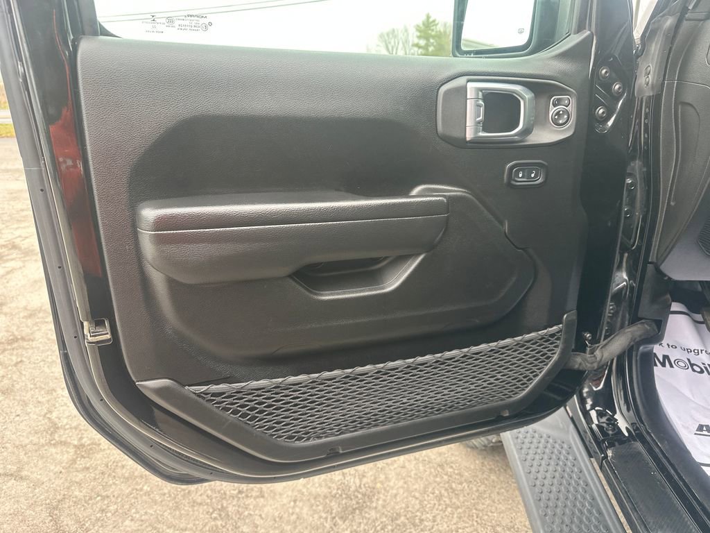 Used 2022 Jeep Wrangler Unlimited Sport image 10