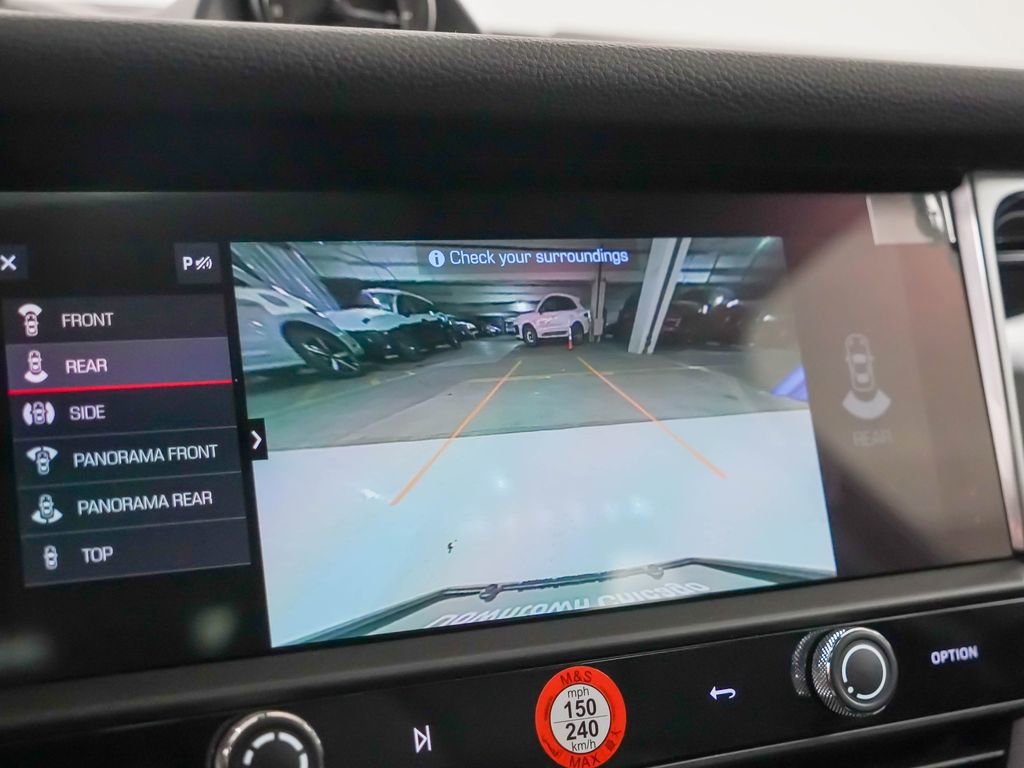 Certified 2026 Porsche Macan AWD/4WD image 30