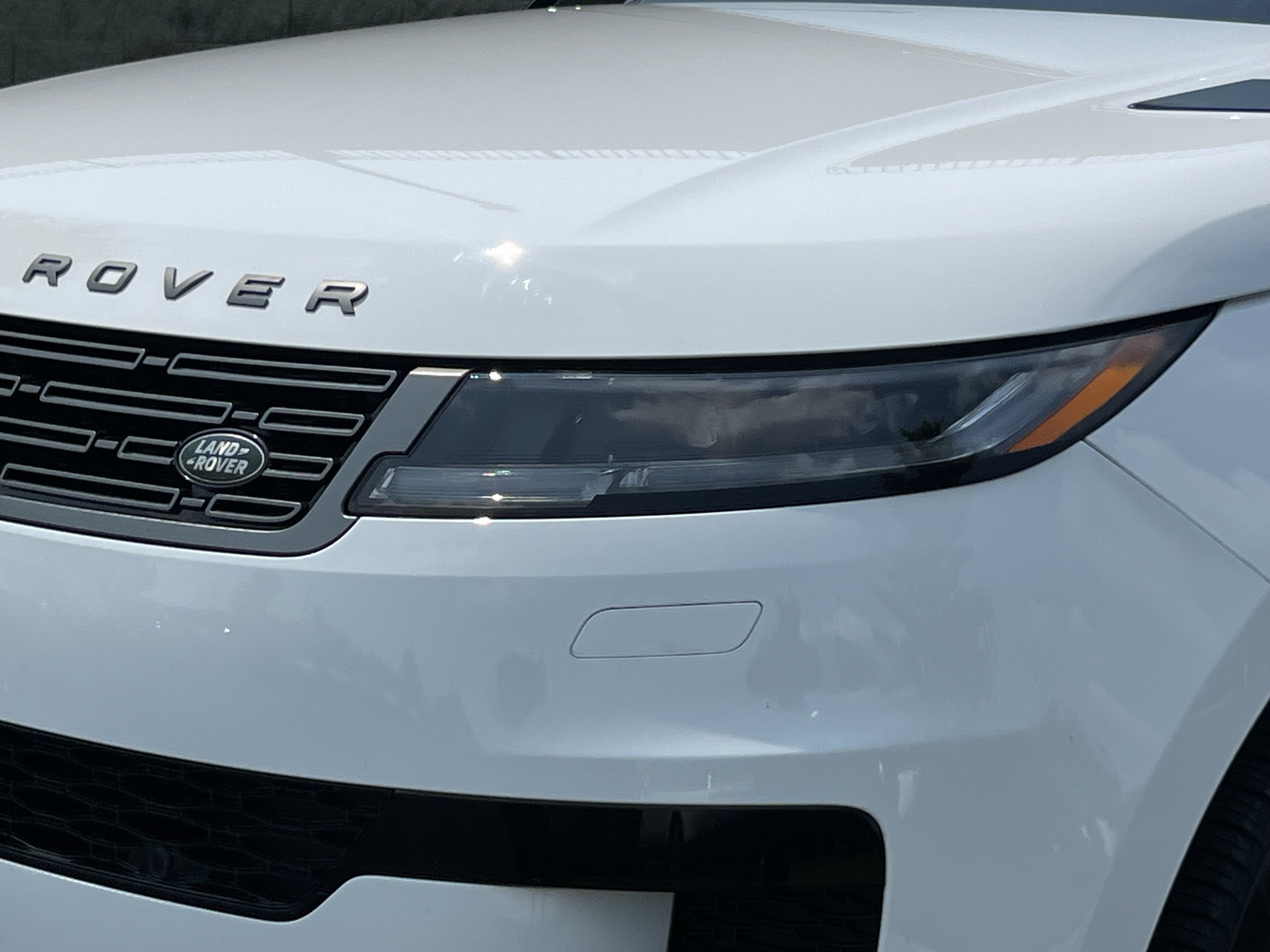 Certified 2024 Land Rover Range Rover Sport SE AWD/4WD image 10