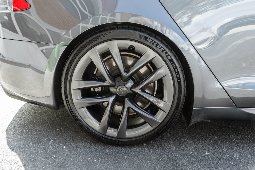 Used 2021 Tesla Model S Plaid AWD/4WD image 29