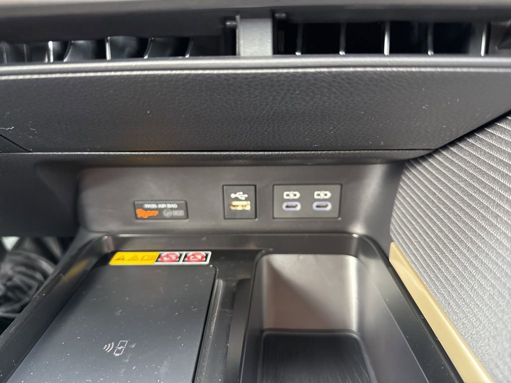 New 2026 Toyota Camry SE image 21