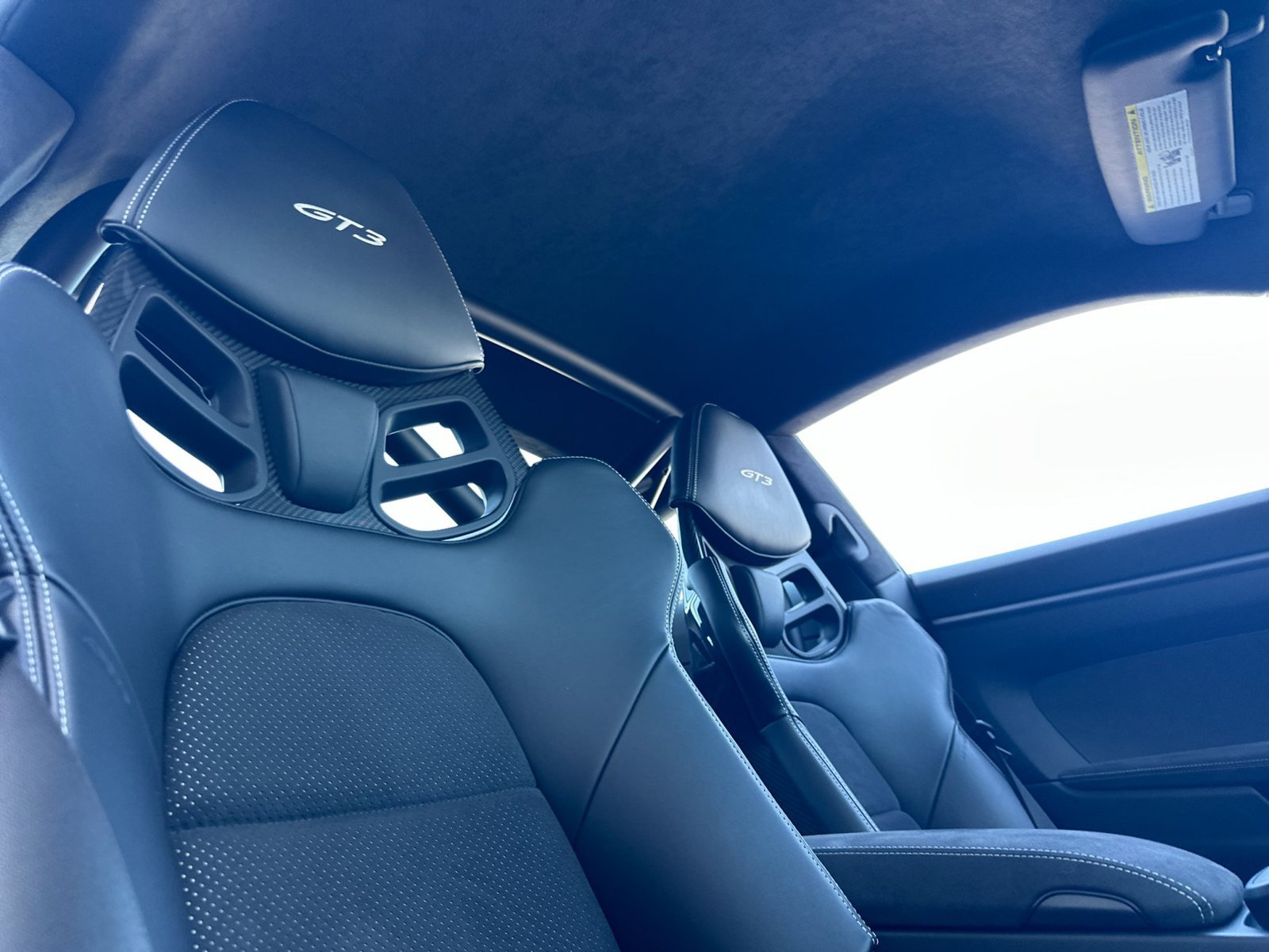 Certified 2022 Porsche 911 GT3 RWD image 19