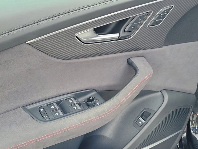 Used 2025 Audi RS Q8 performance AWD/4WD image 17