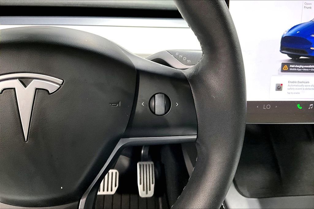 Used 2024 Tesla Model Y Long Range AWD/4WD image 24