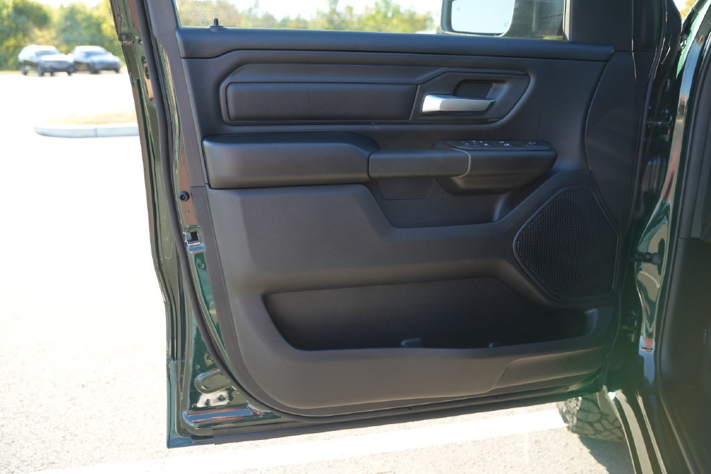 New 2027 RAM 1500 Warlock AWD/4WD image 12