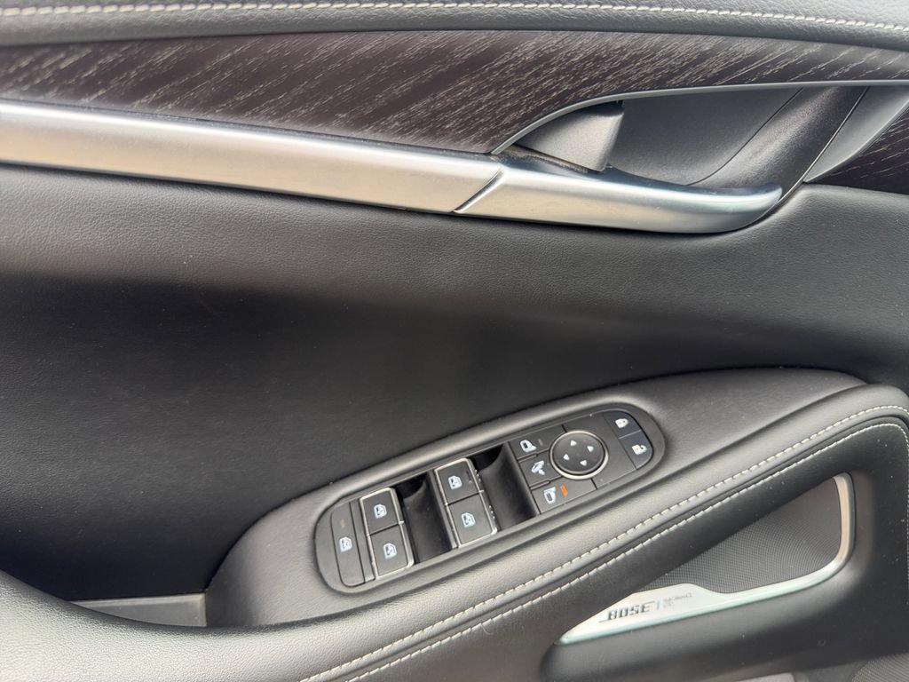 Used 2023 INFINITI QX60 Sensory AWD/4WD image 16