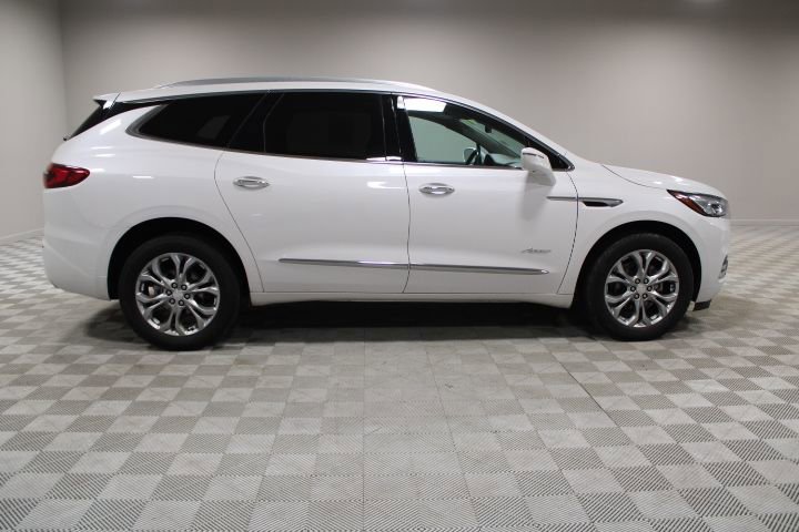Used 2020 Buick Enclave Avenir w/ Avenir Technology Package image 12