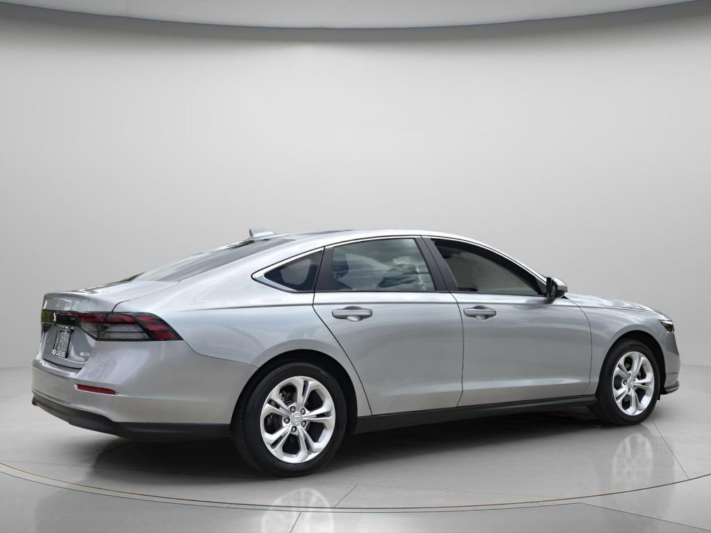 Used 2024 Honda Accord LX image 7