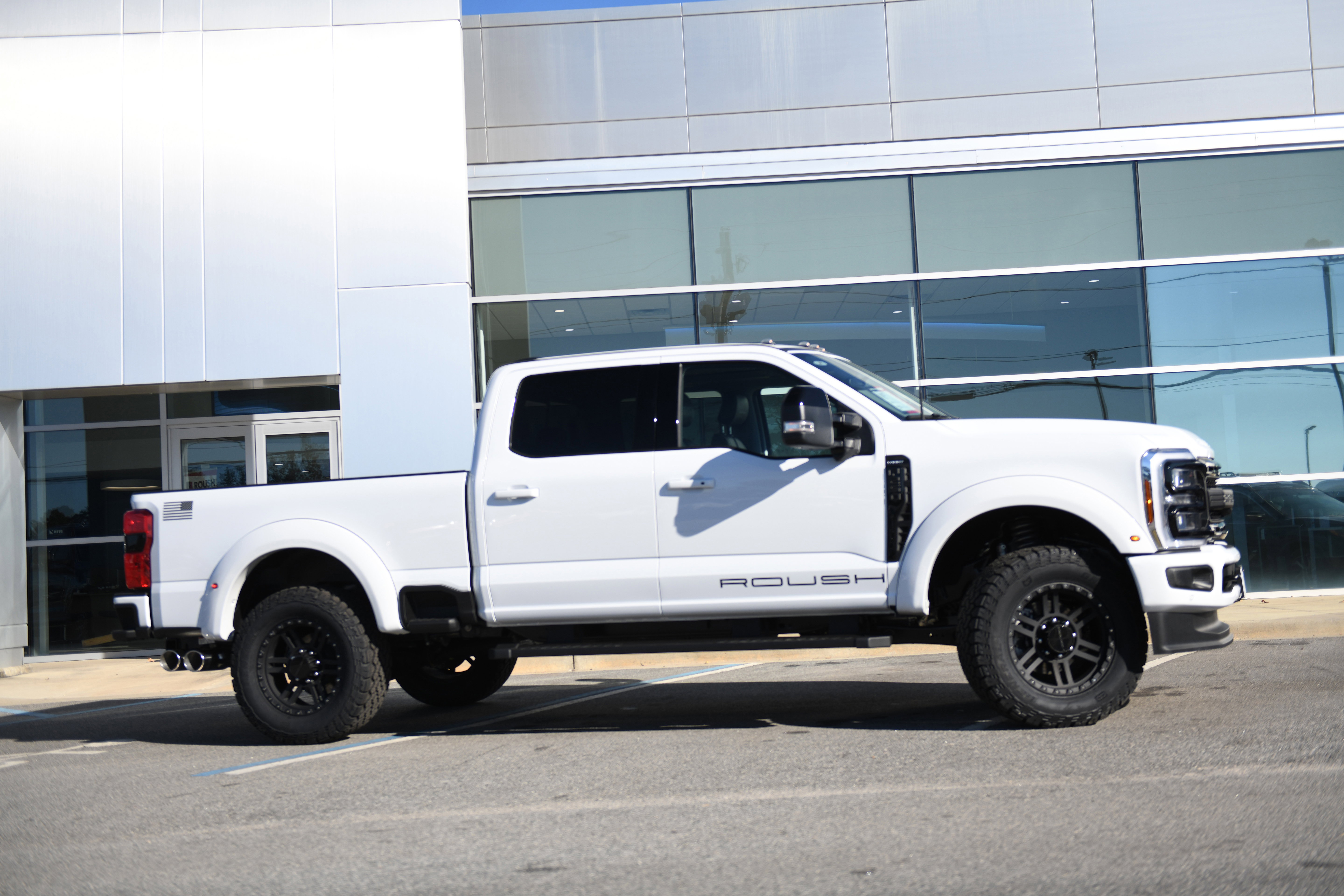 New 2026 Ford F250 Lariat w/ Black Appearance Package image 1
