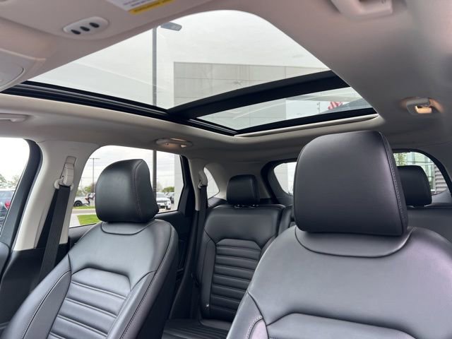 Used 2023 Ford Edge SEL w/ Convenience Package AWD/4WD image 25