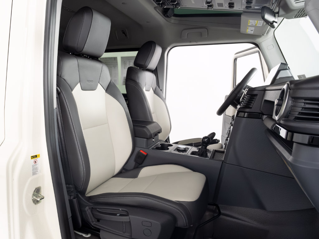 Used 2025 INEOS Grenadier Station Wagon AWD/4WD image 34