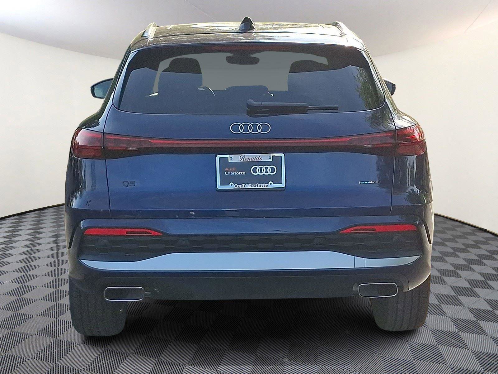 Used 2025 Audi Q5 Premium Plus w/ Premium Plus image 5