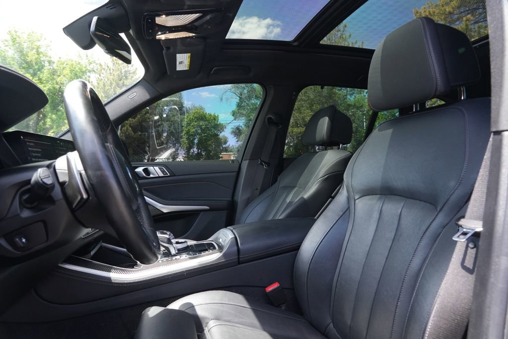 Used 2022 BMW X5 M50i w/ Executive Package AWD/4WD image 15
