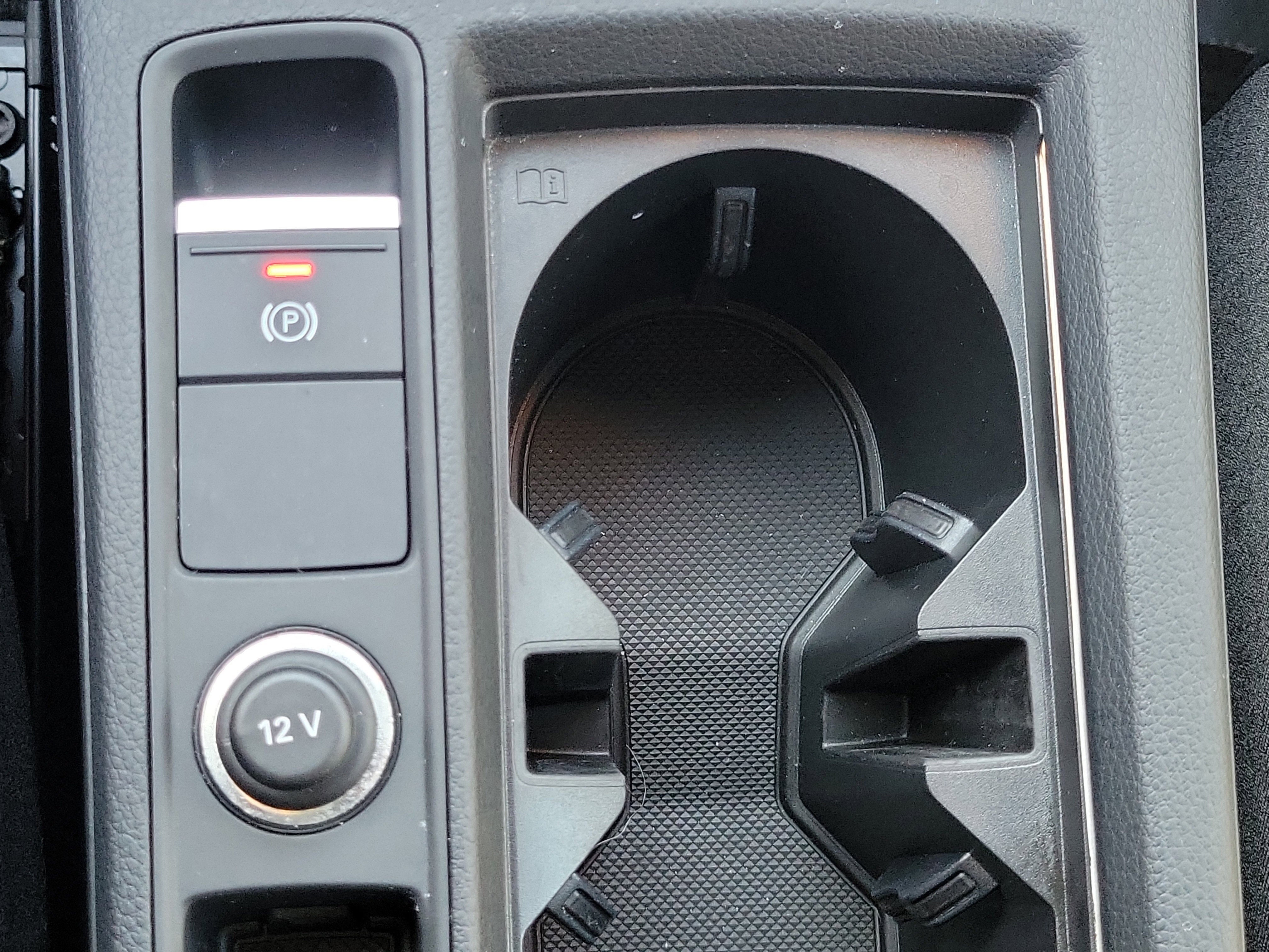 Used 2021 Audi Q3 2.0T Premium Plus w/ Premium Plus Package image 27