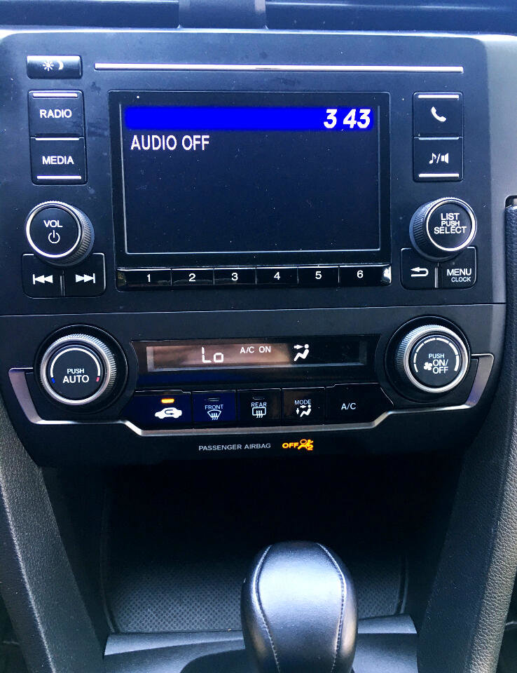 Used 2018 Honda Civic Sport image 24