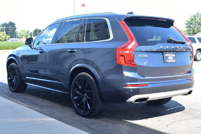 Used 2020 Volvo XC90 T6 Momentum w/ Protection Package Premier AWD/4WD image 16