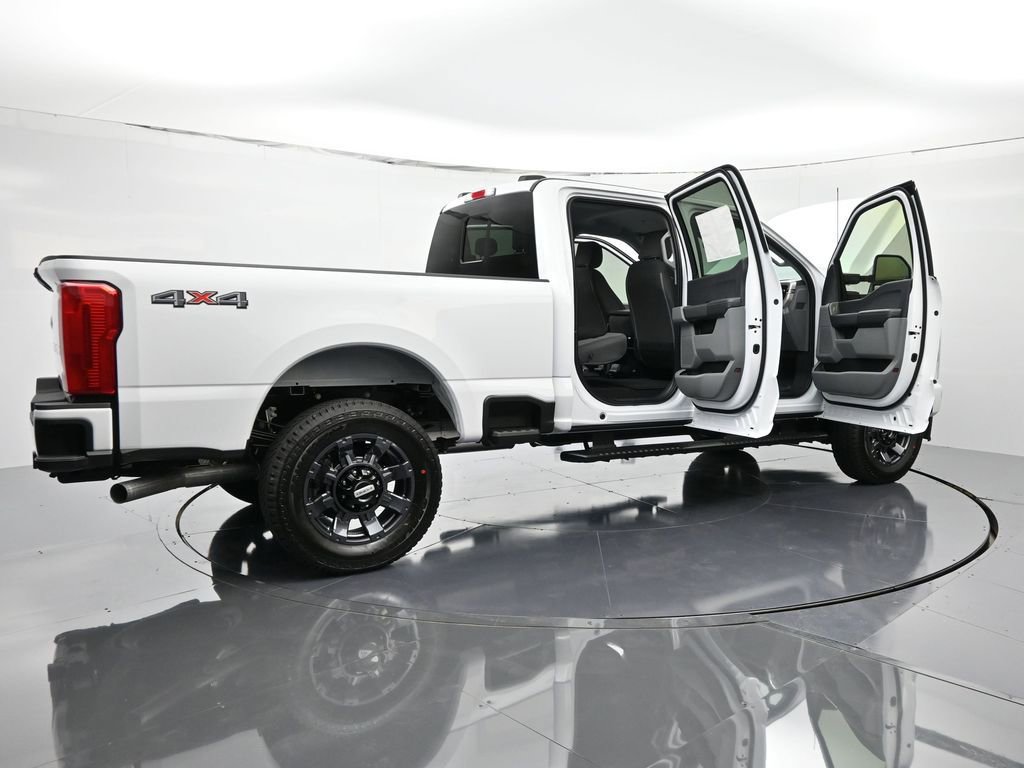 New 2026 Ford F350 XL w/ XL Chrome Package image 47