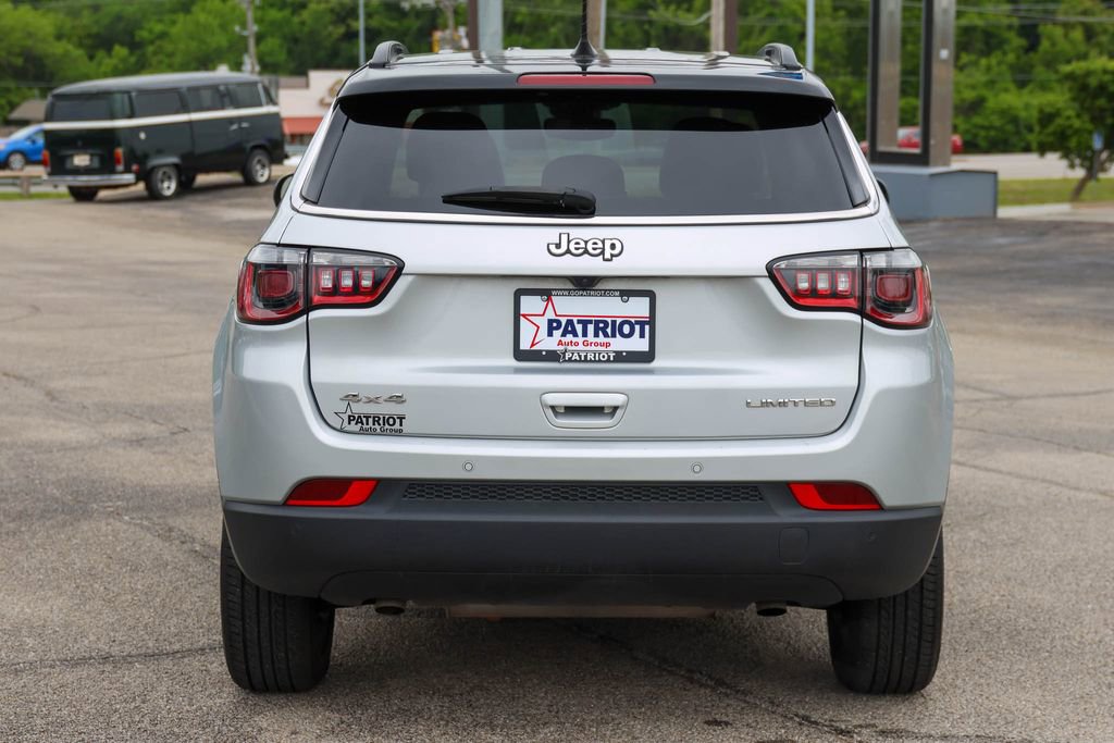 Used 2025 Jeep Compass Limited AWD/4WD image 4