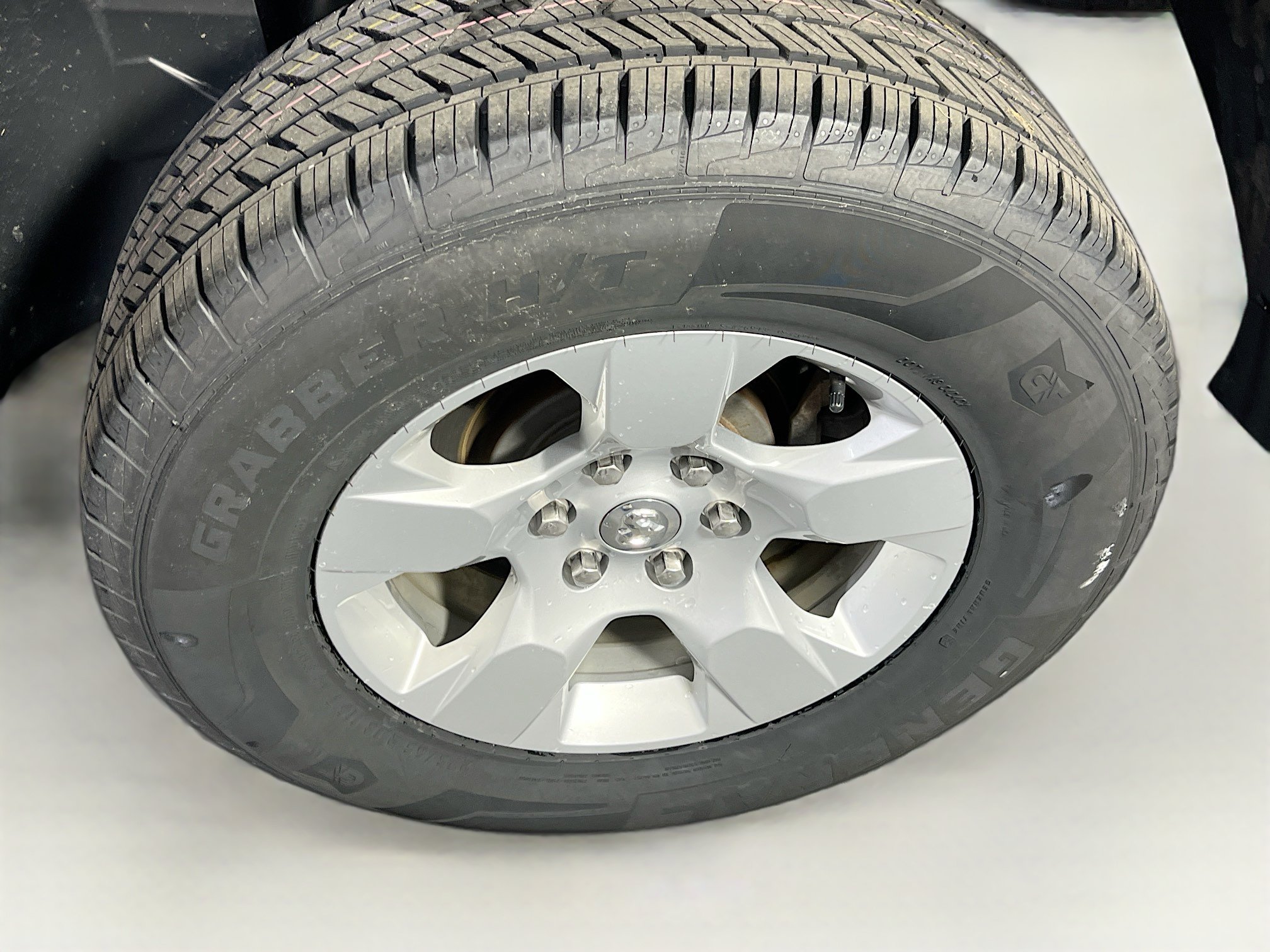Used 2023 RAM 1500 Lone Star AWD/4WD image 28