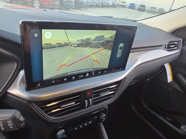 New 2025 Ford Escape SE image 14