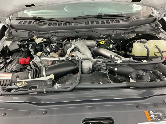 Certified 2025 Ford F350 Lariat w/ Black Appearance Package image 33