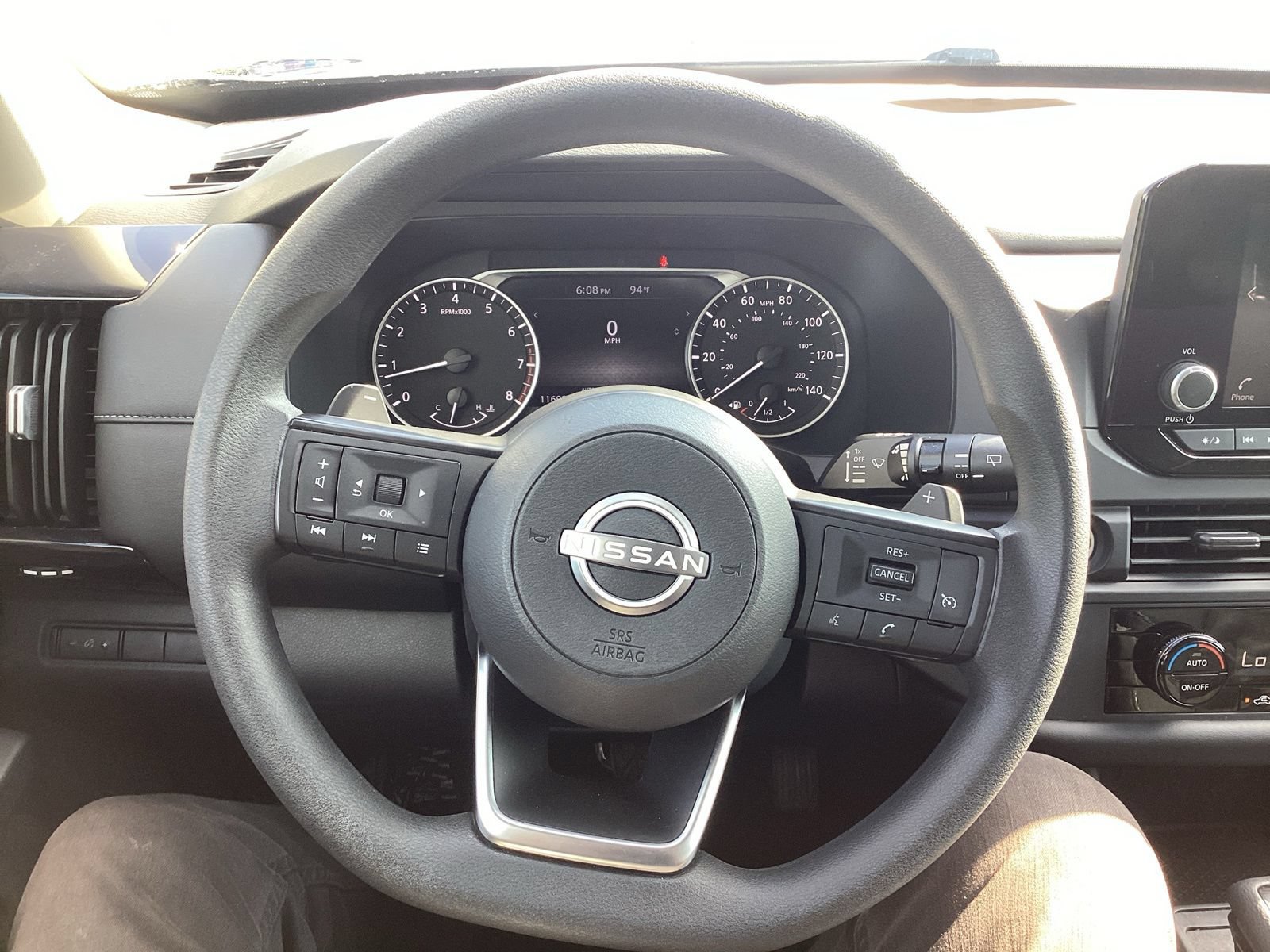 Used 2024 Nissan Pathfinder S AWD/4WD image 10