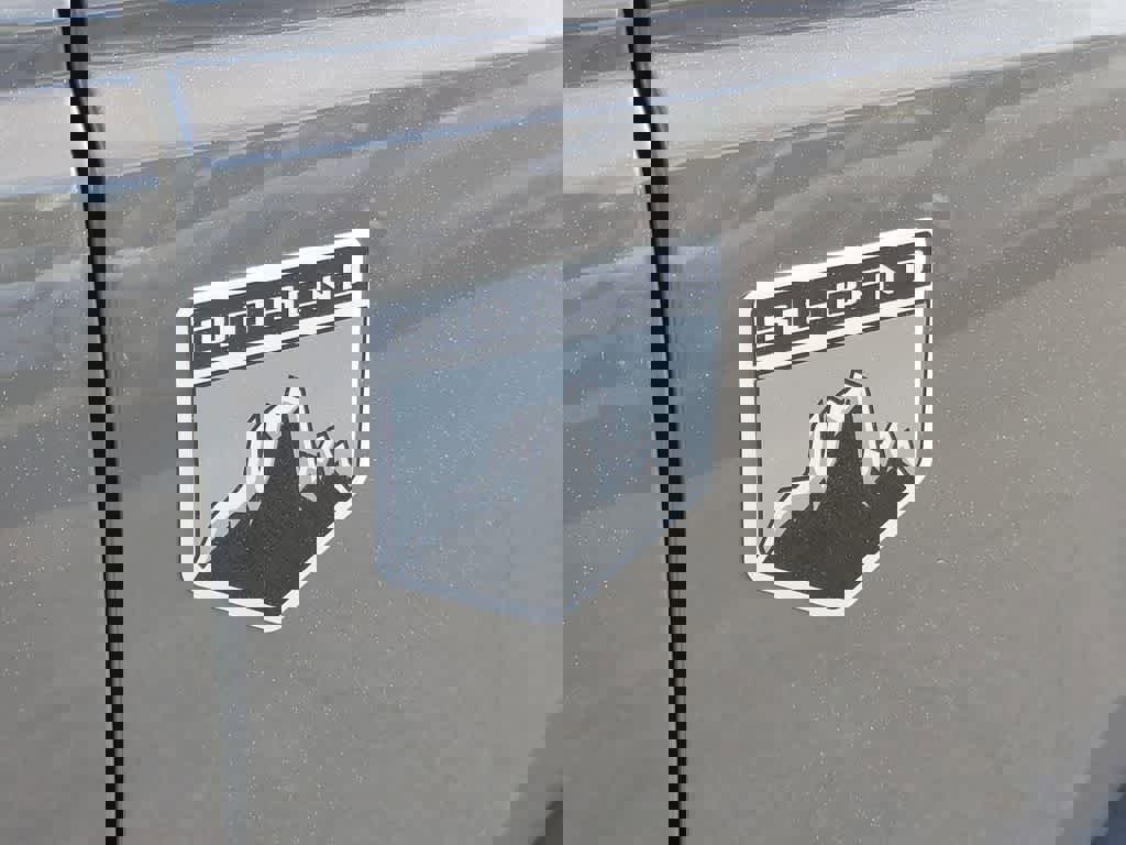 Used 2025 Ford Bronco Big Bend image 7