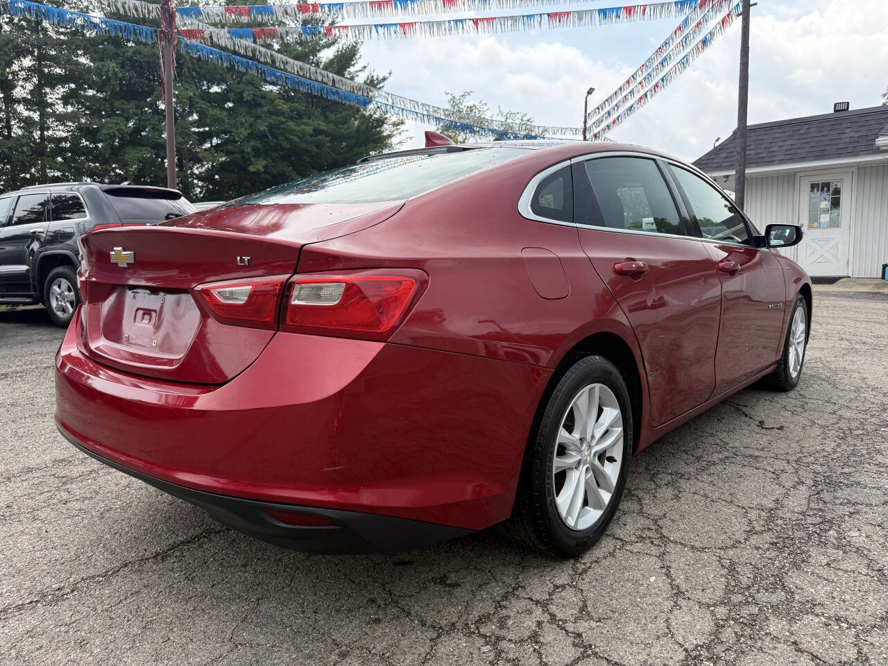 Used 2016 Chevrolet Malibu LT image 5