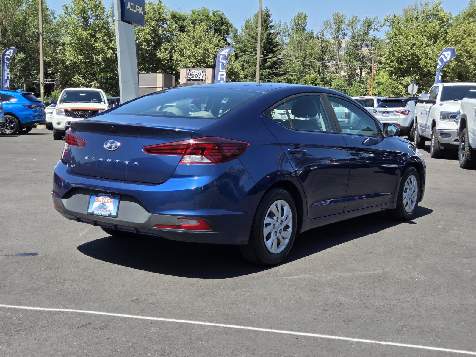 Used 2019 Hyundai Elantra SE FWD image 5