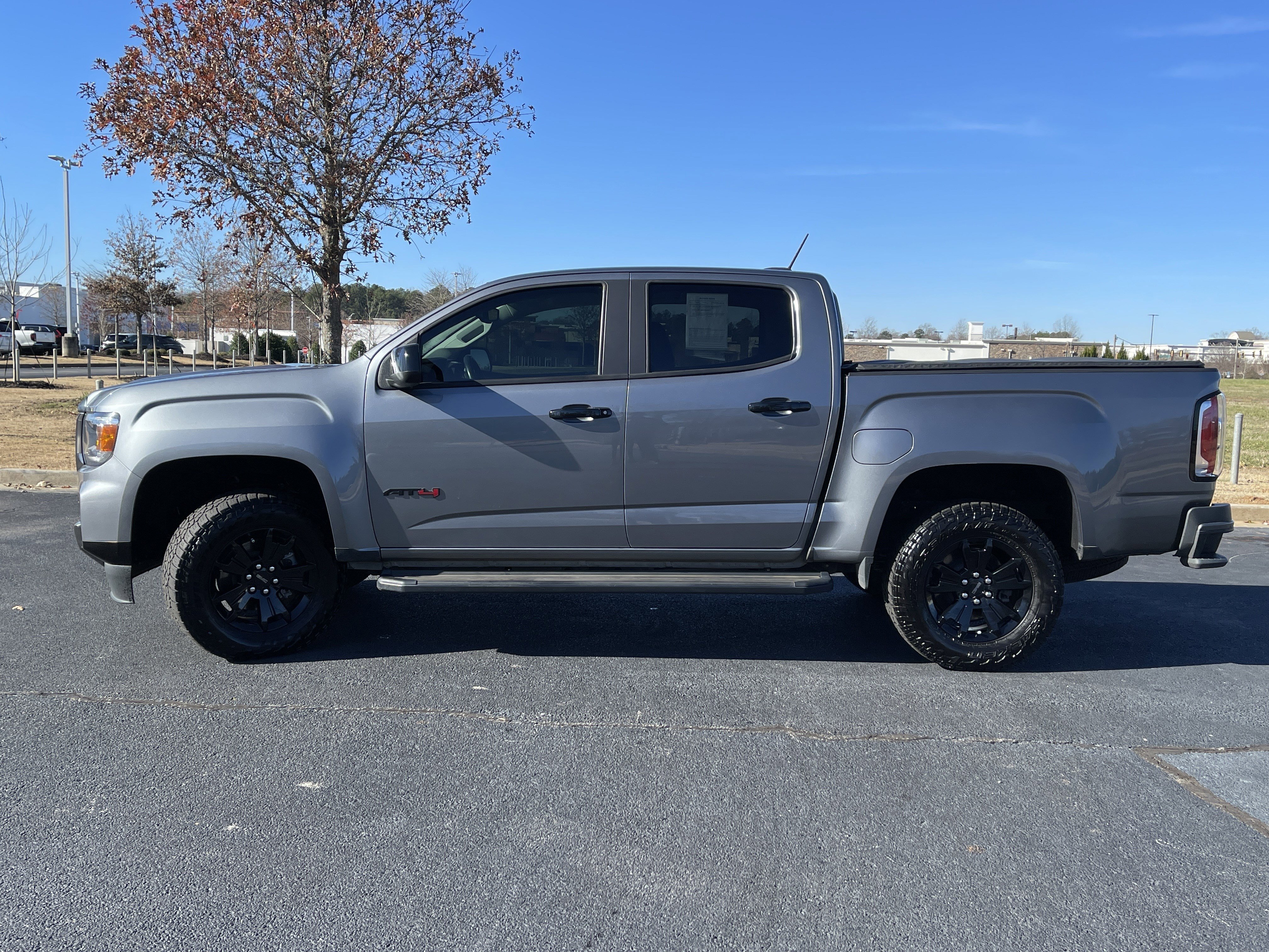 Used 2022 GMC Canyon AT4 image 6