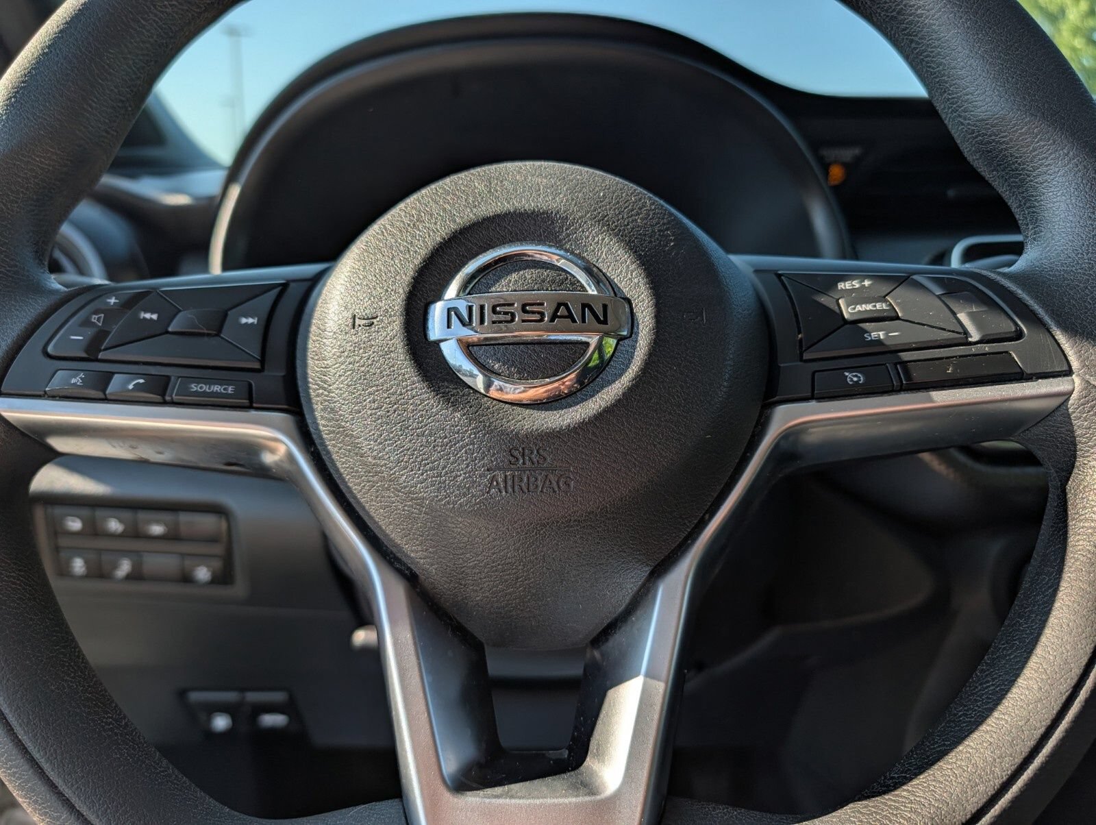 Used 2020 Nissan Kicks S FWD image 26