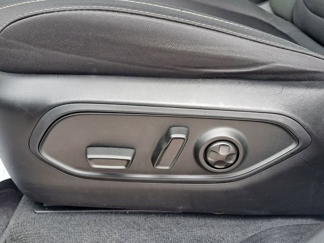 Used 2025 Jeep Grand Cherokee Laredo X RWD image 11
